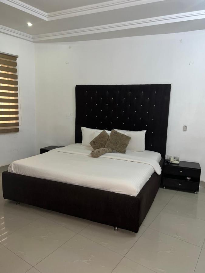 Grand Palazzo Hotel Gwarimpa Abuja Esterno foto