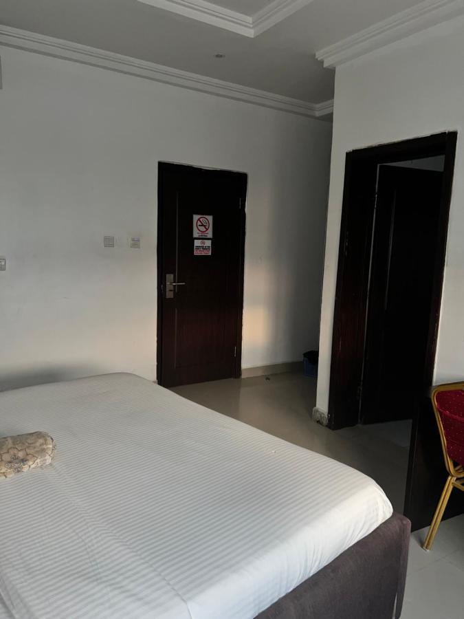 Grand Palazzo Hotel Gwarimpa Abuja Esterno foto