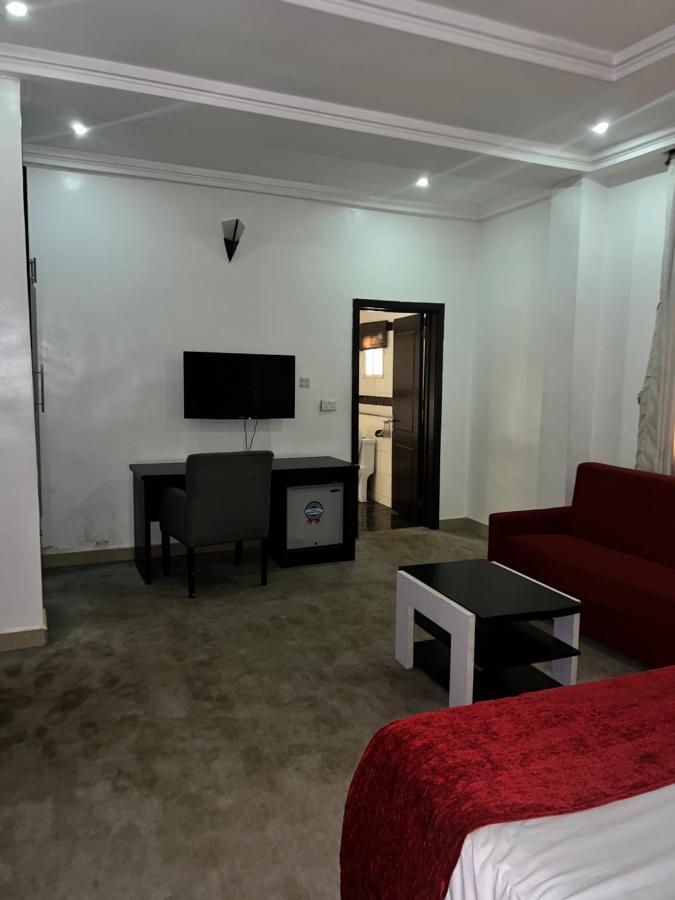 Grand Palazzo Hotel Gwarimpa Abuja Esterno foto