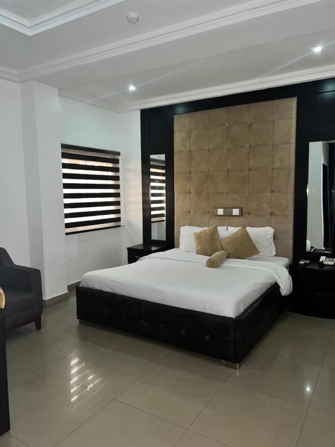 Grand Palazzo Hotel Gwarimpa Abuja Esterno foto