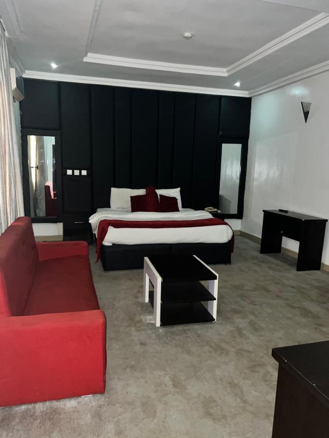 Grand Palazzo Hotel Gwarimpa Abuja Esterno foto