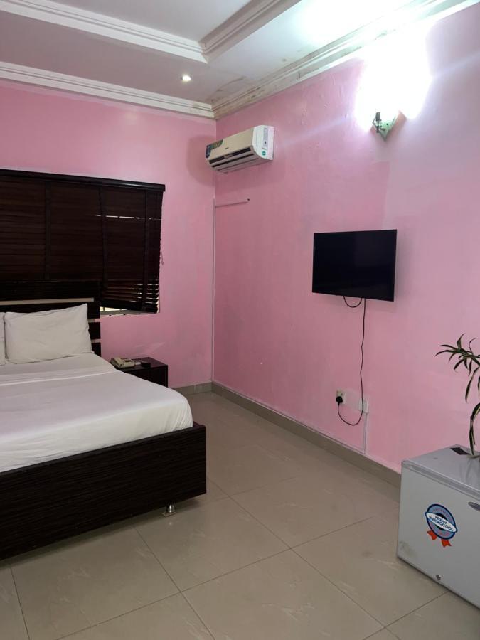 Grand Palazzo Hotel Gwarimpa Abuja Esterno foto