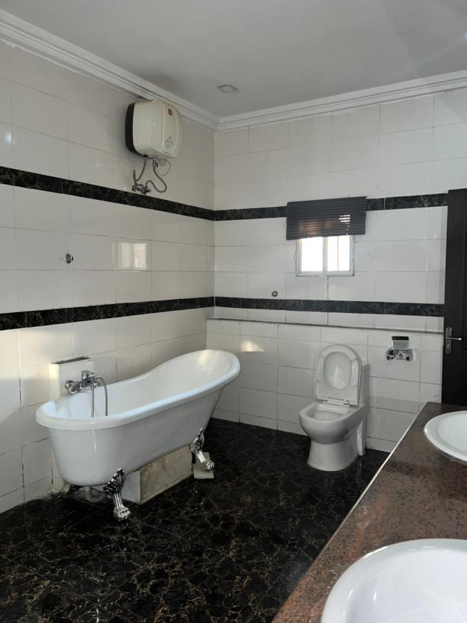 Grand Palazzo Hotel Gwarimpa Abuja Esterno foto