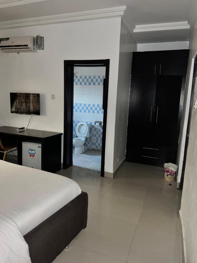 Grand Palazzo Hotel Gwarimpa Abuja Esterno foto