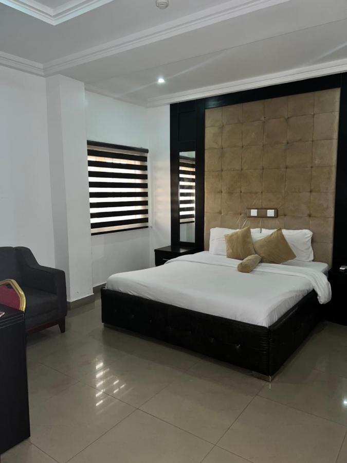 Grand Palazzo Hotel Gwarimpa Abuja Esterno foto