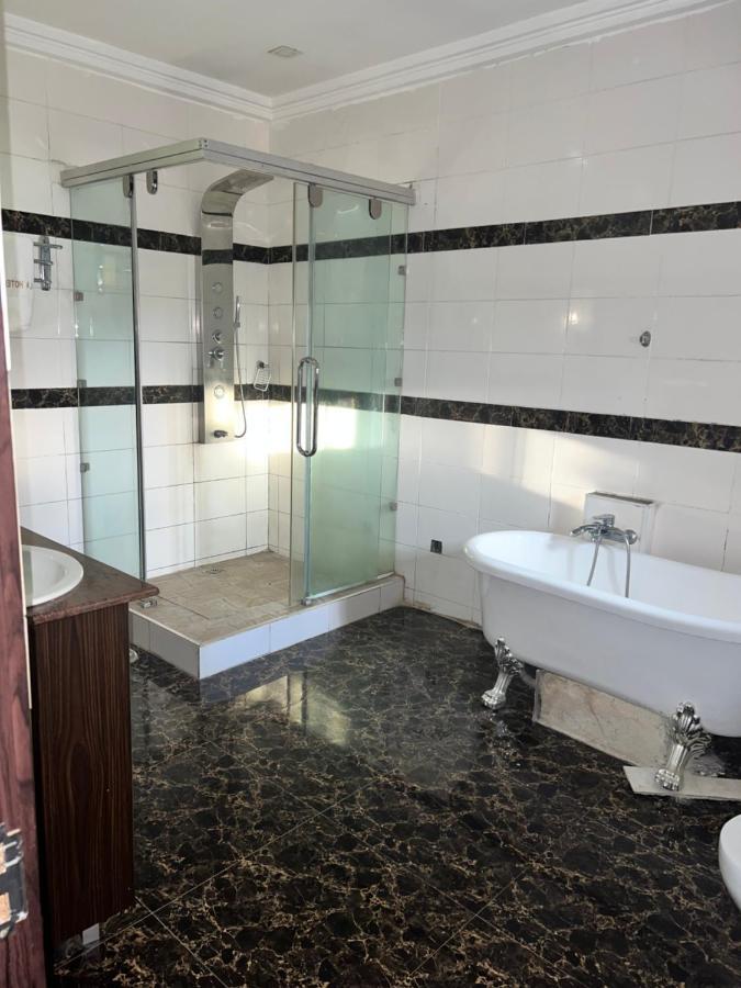 Grand Palazzo Hotel Gwarimpa Abuja Esterno foto